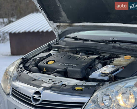 Серый Опель Астра, объемом двигателя 1.9 л и пробегом 263 тыс. км за 4250 $, фото 27 на Automoto.ua