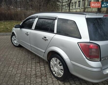 Серый Опель Астра, объемом двигателя 1.7 л и пробегом 250 тыс. км за 5300 $, фото 2 на Automoto.ua