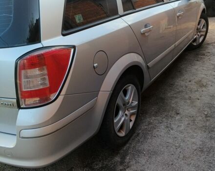 Серый Опель Астра, объемом двигателя 1.2 л и пробегом 300 тыс. км за 4500 $, фото 5 на Automoto.ua