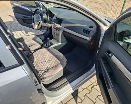 Опель Астра 2007 в Ивано-Франковске на Automoto.ua Серый Опель Астра, объемом двигателя 0 л и пробегом 197 тыс. км за 5400 $, фото 6 на Automoto.ua