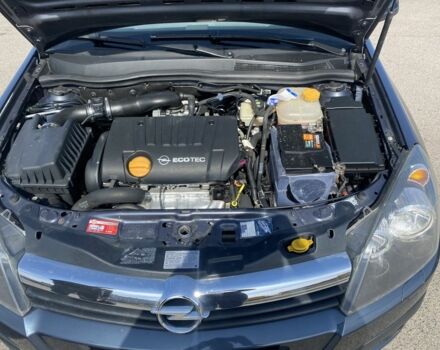 Серый Опель Астра, объемом двигателя 1.8 л и пробегом 214 тыс. км за 5550 $, фото 6 на Automoto.ua