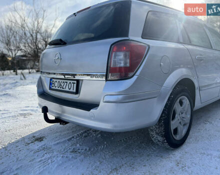 Серый Опель Астра, объемом двигателя 1.9 л и пробегом 263 тыс. км за 4250 $, фото 22 на Automoto.ua