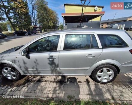 Серый Опель Астра, объемом двигателя 1.91 л и пробегом 241 тыс. км за 5300 $, фото 1 на Automoto.ua