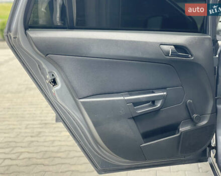 Серый Опель Астра, объемом двигателя 1.9 л и пробегом 203 тыс. км за 5800 $, фото 23 на Automoto.ua