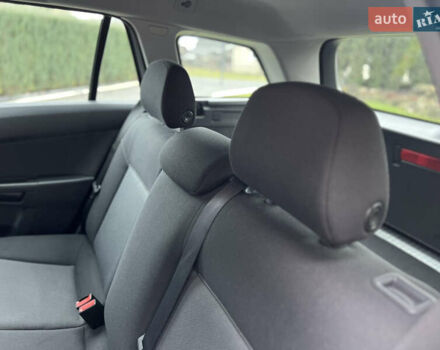 Серый Опель Астра, объемом двигателя 1.36 л и пробегом 270 тыс. км за 3900 $, фото 130 на Automoto.ua