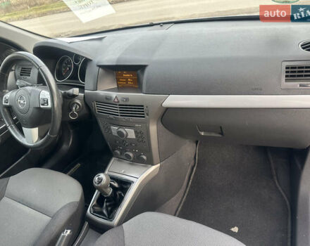 Серый Опель Астра, объемом двигателя 1.6 л и пробегом 212 тыс. км за 5900 $, фото 15 на Automoto.ua