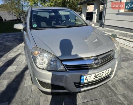 Серый Опель Астра, объемом двигателя 1.3 л и пробегом 238 тыс. км за 4800 $, фото 5 на Automoto.ua