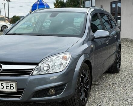 Серый Опель Астра, объемом двигателя 1.7 л и пробегом 265 тыс. км за 5200 $, фото 2 на Automoto.ua
