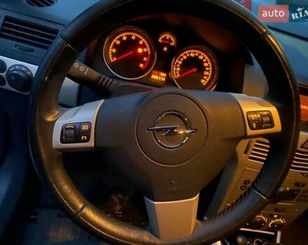 Сірий Опель Астра, об'ємом двигуна 1.6 л та пробігом 205 тис. км за 5500 $, фото 4 на Automoto.ua