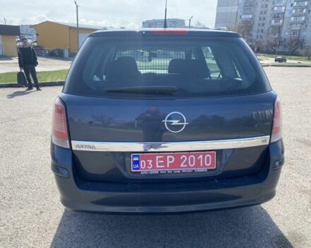 Серый Опель Астра, объемом двигателя 1.8 л и пробегом 214 тыс. км за 5550 $, фото 2 на Automoto.ua