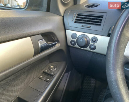 Серый Опель Астра, объемом двигателя 1.6 л и пробегом 210 тыс. км за 4699 $, фото 14 на Automoto.ua