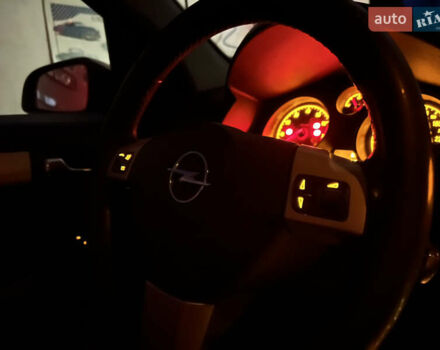 Серый Опель Астра, объемом двигателя 1.36 л и пробегом 270 тыс. км за 3900 $, фото 139 на Automoto.ua