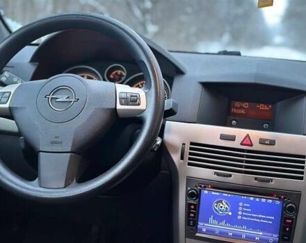 Серый Опель Астра, объемом двигателя 1.6 л и пробегом 160 тыс. км за 4999 $, фото 25 на Automoto.ua