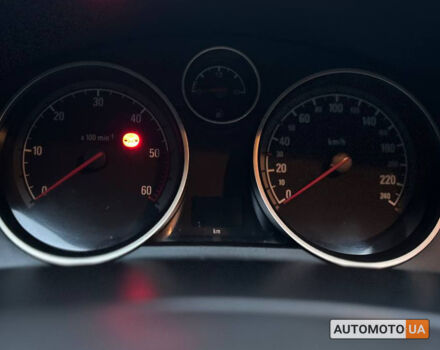 Серый Опель Астра, объемом двигателя 1.7 л и пробегом 321 тыс. км за 6000 $, фото 13 на Automoto.ua