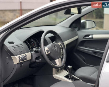 Серый Опель Астра, объемом двигателя 1.36 л и пробегом 270 тыс. км за 3900 $, фото 93 на Automoto.ua