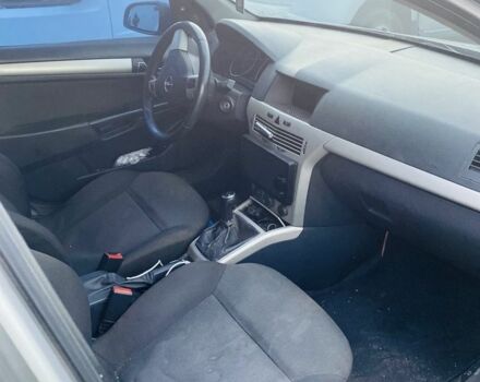 Серый Опель Астра, объемом двигателя 1.9 л и пробегом 268 тыс. км за 2900 $, фото 3 на Automoto.ua