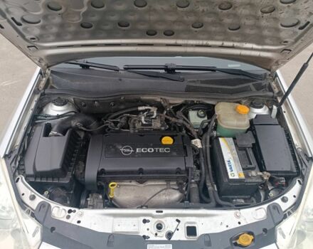 Серый Опель Астра, объемом двигателя 1.6 л и пробегом 226 тыс. км за 5400 $, фото 15 на Automoto.ua