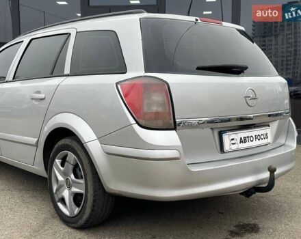 Серый Опель Астра, объемом двигателя 1.6 л и пробегом 298 тыс. км за 4790 $, фото 5 на Automoto.ua