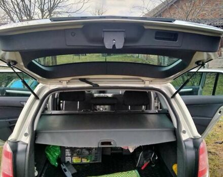 Серый Опель Астра, объемом двигателя 1.6 л и пробегом 161 тыс. км за 4800 $, фото 7 на Automoto.ua