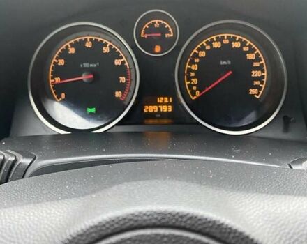 Серый Опель Астра, объемом двигателя 1.6 л и пробегом 289 тыс. км за 4750 $, фото 12 на Automoto.ua