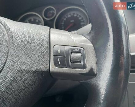 Серый Опель Астра, объемом двигателя 1.6 л и пробегом 298 тыс. км за 4790 $, фото 21 на Automoto.ua