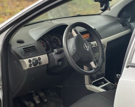 Сірий Опель Астра, об'ємом двигуна 1.2 л та пробігом 360 тис. км за 4800 $, фото 6 на Automoto.ua