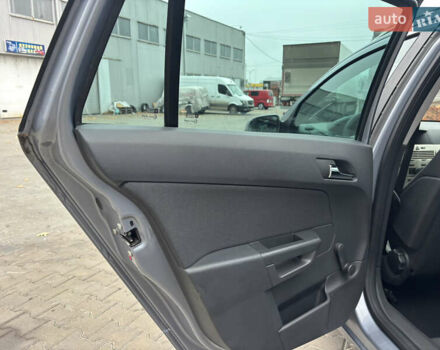 Сірий Опель Астра, об'ємом двигуна 1.6 л та пробігом 275 тис. км за 4999 $, фото 26 на Automoto.ua