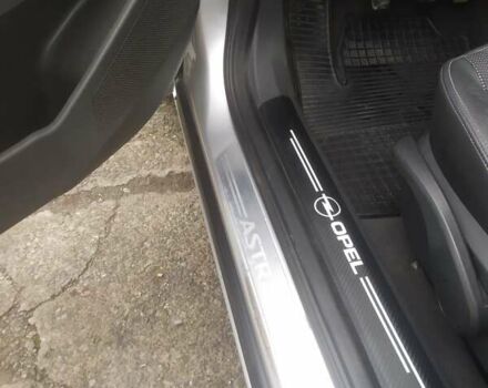 Серый Опель Астра, объемом двигателя 1.7 л и пробегом 285 тыс. км за 5500 $, фото 42 на Automoto.ua