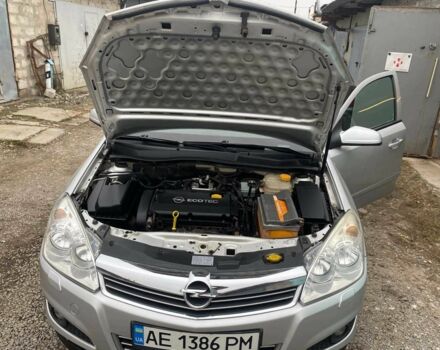 Серый Опель Астра, объемом двигателя 1.6 л и пробегом 230 тыс. км за 5200 $, фото 5 на Automoto.ua