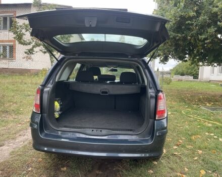 Серый Опель Астра, объемом двигателя 1.4 л и пробегом 224 тыс. км за 5500 $, фото 5 на Automoto.ua