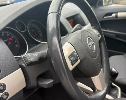 Серый Опель Астра, объемом двигателя 1.6 л и пробегом 215 тыс. км за 6000 $, фото 14 на Automoto.ua