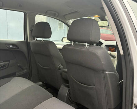 Серый Опель Астра, объемом двигателя 1.6 л и пробегом 215 тыс. км за 6000 $, фото 31 на Automoto.ua