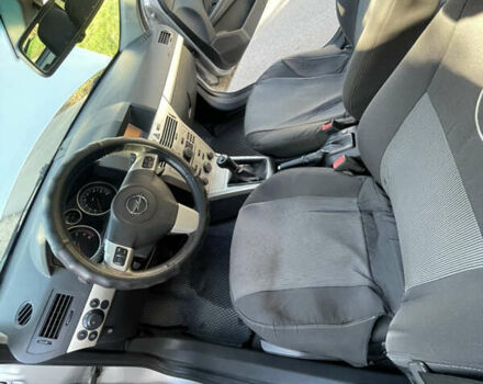 Сірий Опель Астра, об'ємом двигуна 1.6 л та пробігом 240 тис. км за 5100 $, фото 5 на Automoto.ua