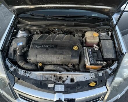 Серый Опель Астра, объемом двигателя 1.9 л и пробегом 227 тыс. км за 2300 $, фото 8 на Automoto.ua