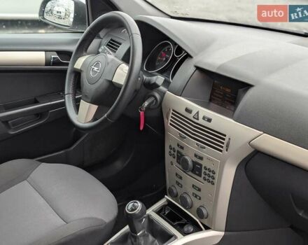 Серый Опель Астра, объемом двигателя 0 л и пробегом 240 тыс. км за 4850 $, фото 41 на Automoto.ua