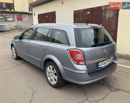 Серый Опель Астра, объемом двигателя 1.6 л и пробегом 156 тыс. км за 6100 $, фото 4 на Automoto.ua