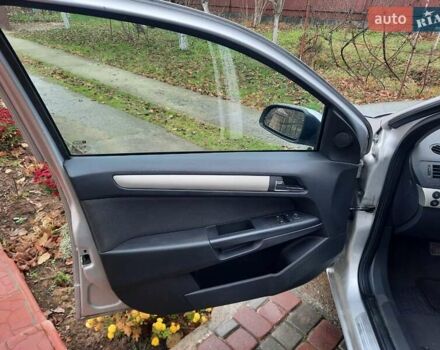 Сірий Опель Астра, об'ємом двигуна 1.9 л та пробігом 219 тис. км за 6200 $, фото 23 на Automoto.ua