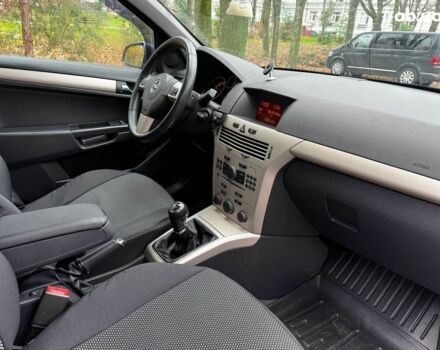 Серый Опель Астра, объемом двигателя 1.6 л и пробегом 197 тыс. км за 5990 $, фото 27 на Automoto.ua