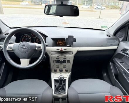 Серый Опель Астра, объемом двигателя 1.6 л и пробегом 192 тыс. км за 5999 $, фото 6 на Automoto.ua