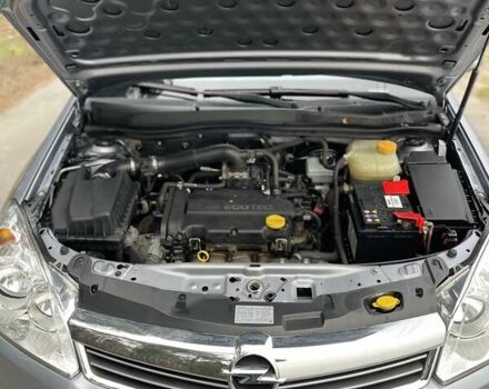 Серый Опель Астра, объемом двигателя 1.4 л и пробегом 193 тыс. км за 4900 $, фото 20 на Automoto.ua