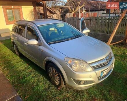 Серый Опель Астра, объемом двигателя 1.7 л и пробегом 273 тыс. км за 4700 $, фото 1 на Automoto.ua