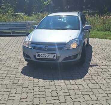 Серый Опель Астра, объемом двигателя 1.7 л и пробегом 253 тыс. км за 4600 $, фото 28 на Automoto.ua