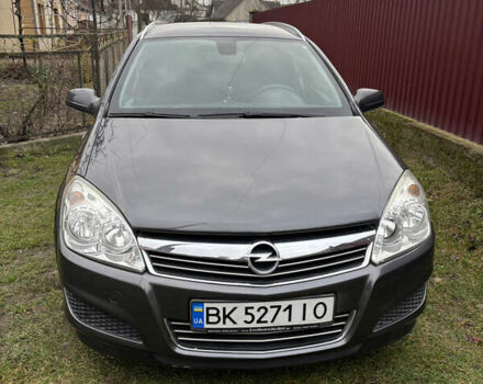 Серый Опель Астра, объемом двигателя 1.6 л и пробегом 240 тыс. км за 4000 $, фото 3 на Automoto.ua