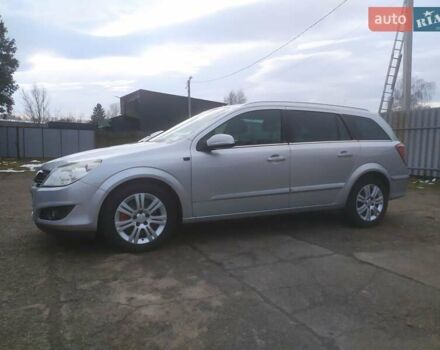 Серый Опель Астра, объемом двигателя 1.7 л и пробегом 285 тыс. км за 5500 $, фото 44 на Automoto.ua