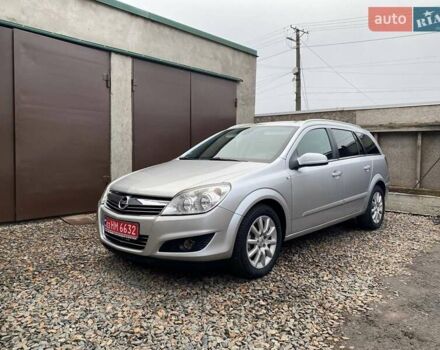 Серый Опель Астра, объемом двигателя 1.6 л и пробегом 172 тыс. км за 5900 $, фото 1 на Automoto.ua
