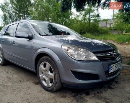 Серый Опель Астра, объемом двигателя 1.7 л и пробегом 290 тыс. км за 6000 $, фото 5 на Automoto.ua