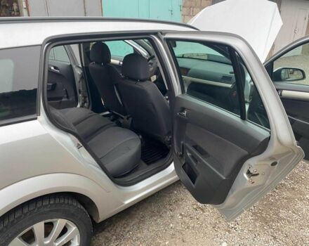 Серый Опель Астра, объемом двигателя 1.6 л и пробегом 230 тыс. км за 5200 $, фото 9 на Automoto.ua