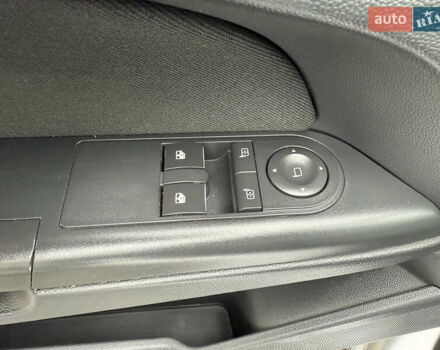 Серый Опель Астра, объемом двигателя 1.6 л и пробегом 201 тыс. км за 4700 $, фото 16 на Automoto.ua