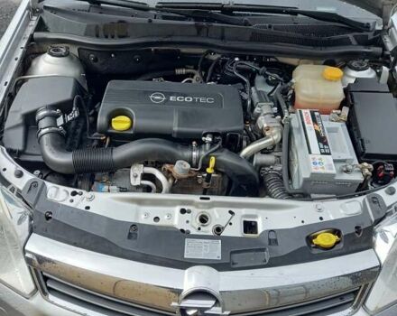 Серый Опель Астра, объемом двигателя 1.7 л и пробегом 420 тыс. км за 6000 $, фото 10 на Automoto.ua