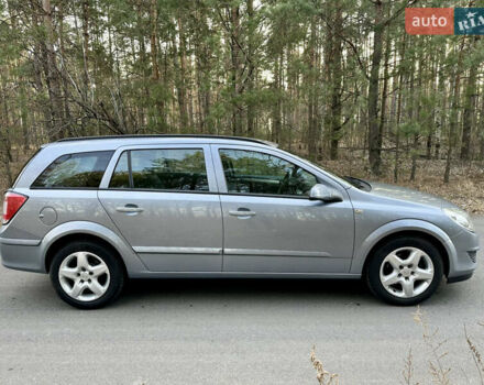 Серый Опель Астра, объемом двигателя 1.6 л и пробегом 216 тыс. км за 5600 $, фото 7 на Automoto.ua